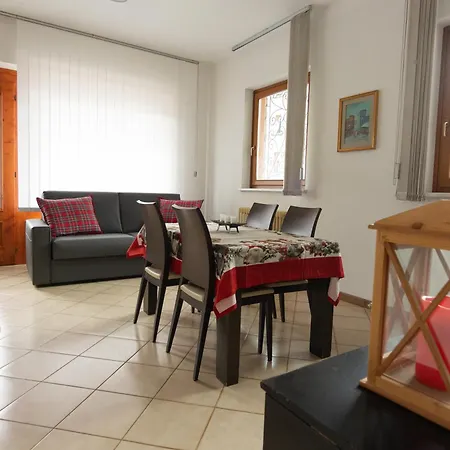 Capole7 Apartment Isolaccia